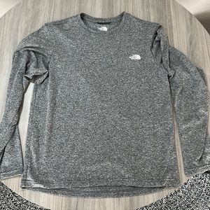 mens the north face 100% polyester long sleeve performance shirt size small gray